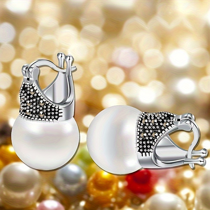 Women's Crown-Shaped Synthetic Zirconia Hoop Earrings